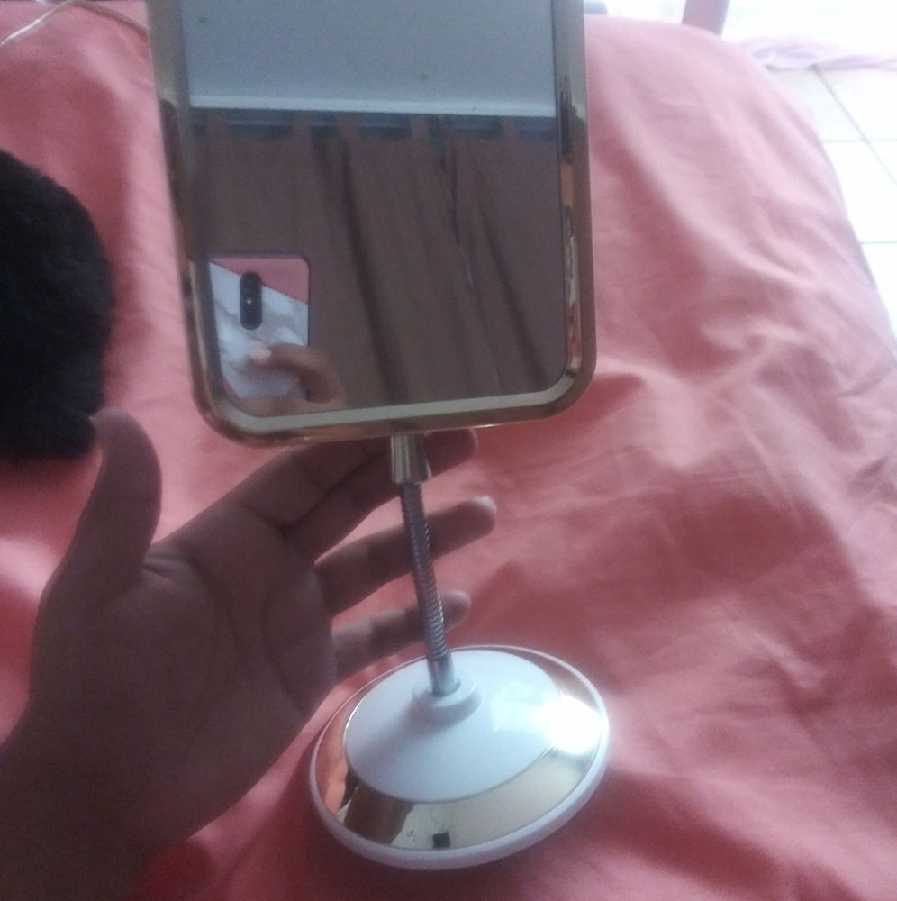Standing mirror